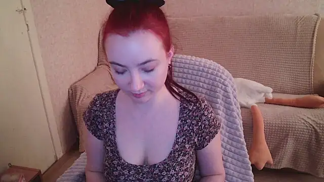 Snapshot of Micky_Wood chatting on October 14, 9:43 am Micky Wood online show from October 14, 9:43 am