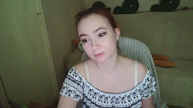 Snapshot of Micky_Wood chatting on December 21, 3:52 pm Micky Wood online show from December 21, 3:52 pm