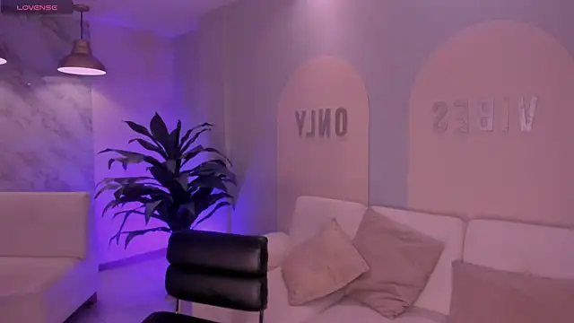 SussyBellX online show from February 14, 4:20 am