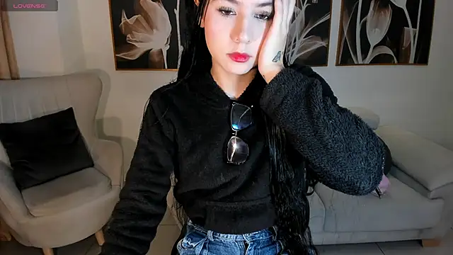 LaurentConnor online show from October 16, 3:29 am