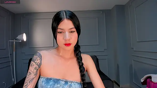 LaurentConnor online show from November 5, 3:28 am