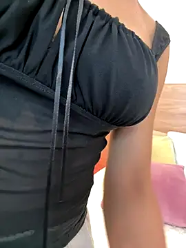 GinebraBrown online show from November 29, 6:33 pm