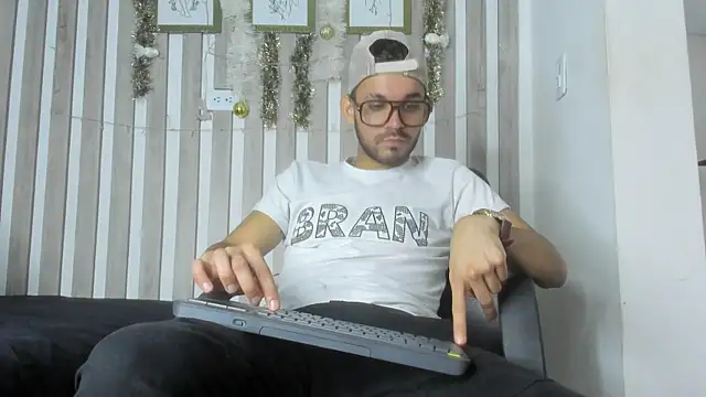 EthanGrey online show from December 20, 11:17 am