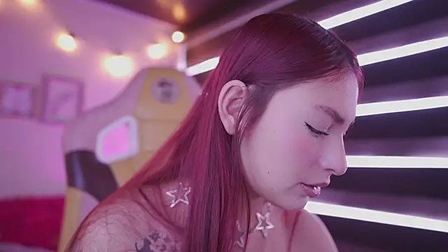 Snapshot of Rebecah_1 chatting on November 5, 1:55 pm Rebecah 1 online show from November 5, 1:55 pm