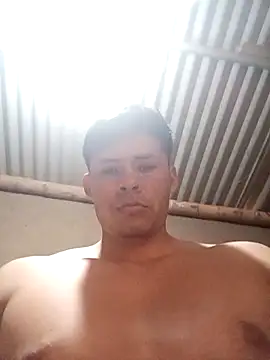 Snapshot of Gustavo1135e chatting on November 6, 7:37 pm Gustavo1135e online show from November 6, 7:37 pm