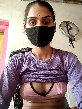 Snapshot of Nishaa_ji chatting on December 20, 9:49 am Nishaa ji online show from December 20, 9:49 am