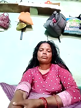 Snapshot of Sapna_ji45 chatting on September 19, 6:04 am Sapna ji45 online show from September 19, 6:04 am