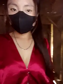 Snapshot of zozo-xx chatting on December 15, 5:12 am zozo-xx online show from December 15, 5:12 am