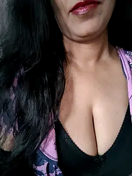 Deepa Sharma143 online show from October 19, 1:28 am