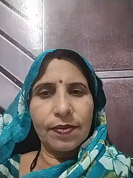 Snapshot of Hot_liya54 chatting on July 10, 5:56 am Hot liya54 online show from July 10, 5:56 am