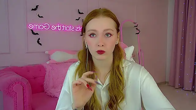 AgataFoxley online show from October 19, 6:03 am