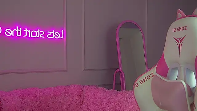 AgataFoxley online show from November 24, 7:35 pm