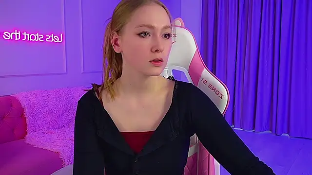 AgataFoxley online show from February 23, 6:22 am