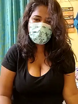 Snapshot of HAANNIAA chatting on September 13, 3:45 pm HAANNIAA online show from September 13, 3:45 pm