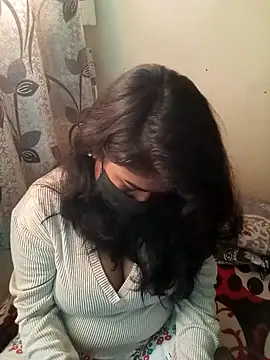 Snapshot of HAANNIAA chatting on November 20, 11:43 am HAANNIAA online show from November 20, 11:43 am