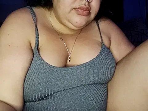 xlatinastar online show from February 27, 11:49 pm