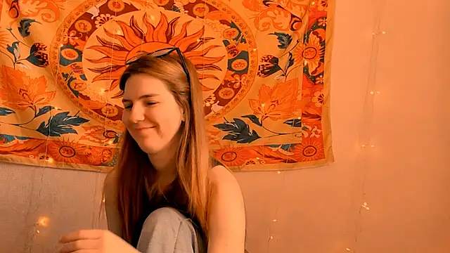 AliceCUNTach online show from May 2, 5:12 am