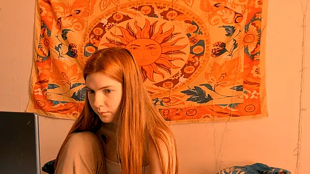 Snapshot of AliceCUNTach chatting on May 14, 5:03 am AliceCUNTach online show from May 14, 5:03 am