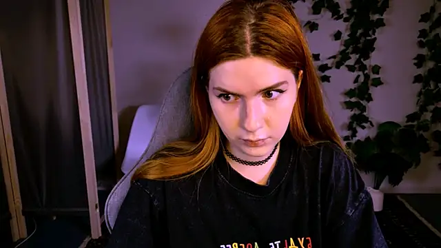 Snapshot of AliceCUNTach chatting on July 28, 5:14 am AliceCUNTach online show from July 28, 5:14 am