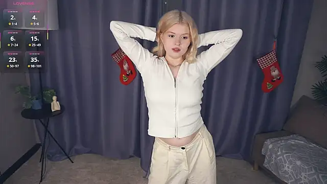 ShontaWasilko online show from December 21, 5:42 pm