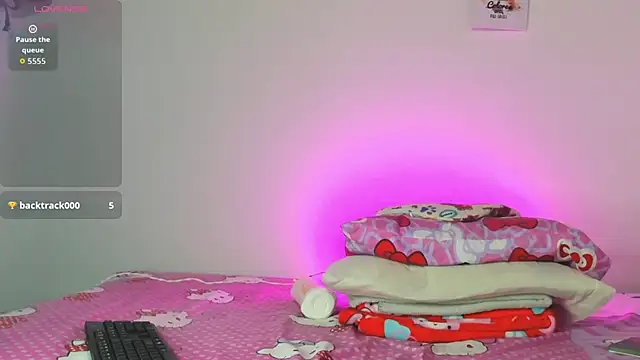 Snapshot of lustlunna chatting on November 3, 2:24 am lustlunna online show from November 3, 2:24 am