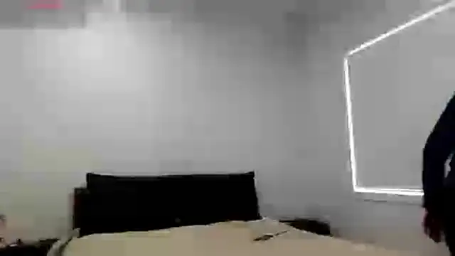 aussiepeaches online show from May 25, 12:27 am