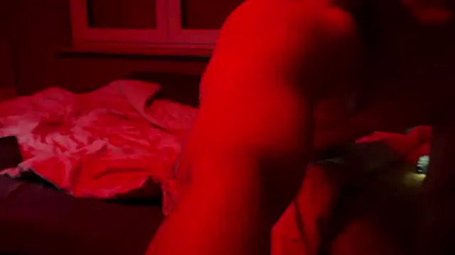 luksfuck online show from May 9, 8:47 pm