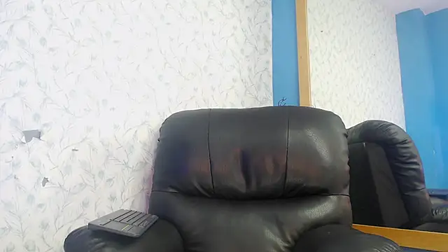 Snapshot of Lean_Portman chatting on June 3, 2:55 pm Lean Portman online show from June 3, 2:55 pm