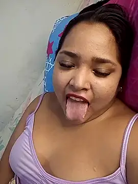 Angelly ricura online show from July 2, 5:19 pm