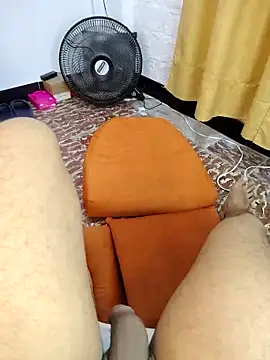 Snapshot of Misterjhons2 chatting on November 2, 4:53 pm Misterjhons2 online show from November 2, 4:53 pm