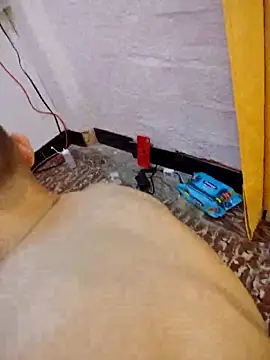 Snapshot of Misterjhons2 chatting on November 6, 1:06 am Misterjhons2 online show from November 6, 1:06 am