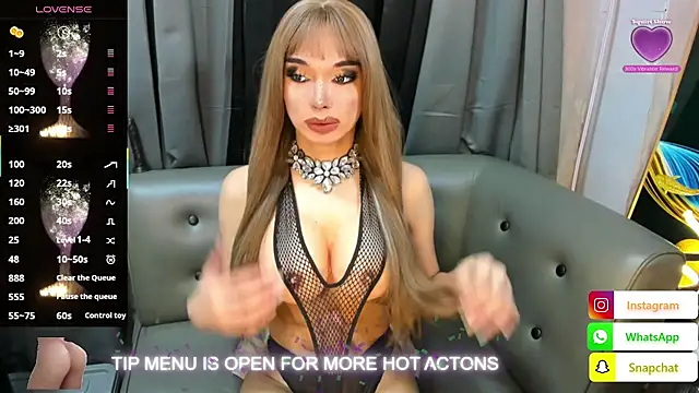 Snapshot of MISTRESSMonica_xxx chatting on July 18, 11:47 am MISTRESSMonica xxx online show from July 18, 11:47 am