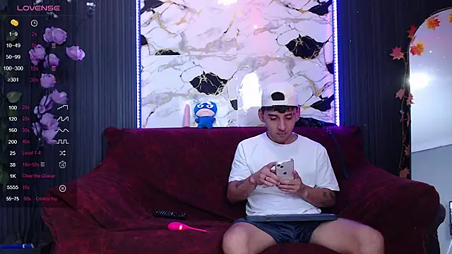 SpicyBoys X online show from November 17, 1:00 am