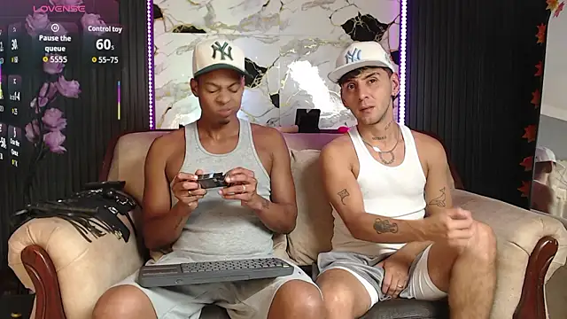 SpicyBoys X online show from March 14, 3:34 am