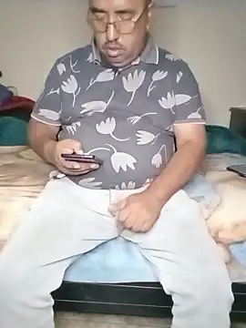 HomHot47 online show from October 31, 4:02 am