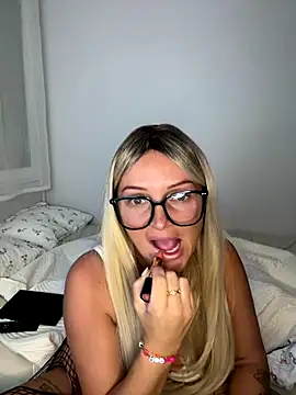 madiiy online show from September 25, 7:17 pm