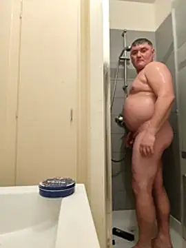 Snapshot of Lukasz366 chatting on December 20, 9:33 pm Lukasz366 online show from December 20, 9:33 pm