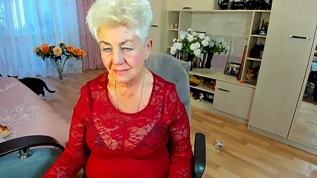 HotandMature online show from January 15, 10:42 am