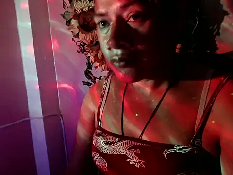 Snapshot of Gddss_Cummer chatting on November 8, 1:55 pm Gddss Cummer online show from November 8, 1:55 pm