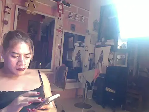 Snapshot of Gddss_Cummer chatting on December 4, 12:36 pm Gddss Cummer online show from December 4, 12:36 pm