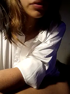 malvinaAAA online show from October 22, 3:51 am