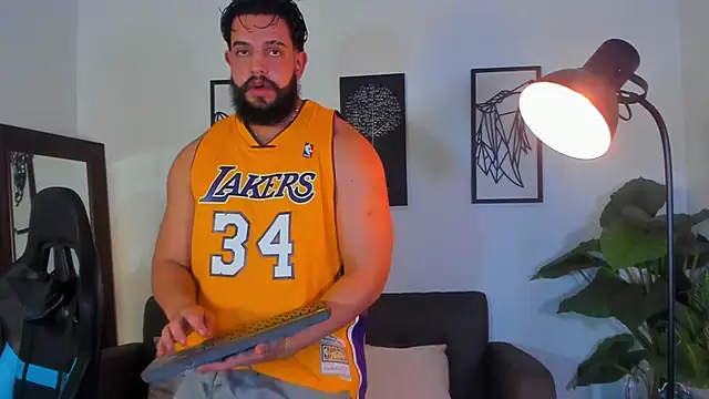 Justin kingX7 online show from June 26, 4:28 am