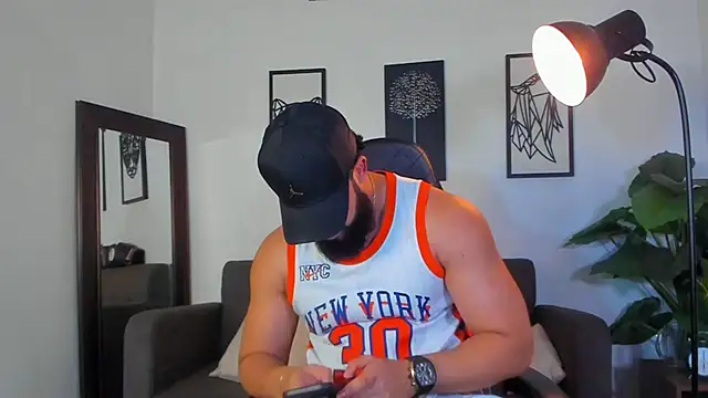 Justin kingX7 online show from July 13, 4:37 am