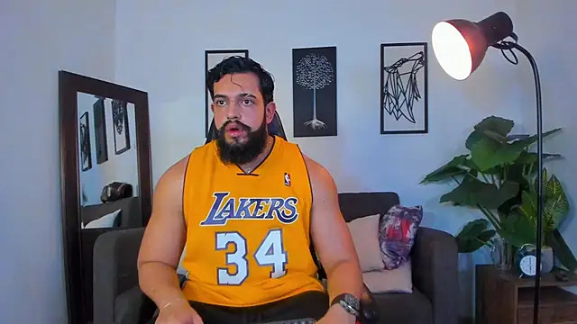 Justin kingX7 online show from July 19, 3:43 am