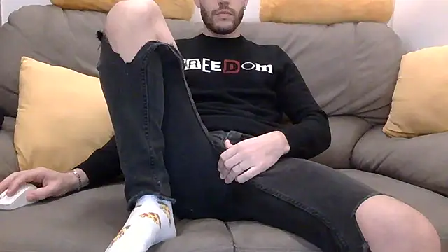 Amicisegreti online show from December 20, 9:22 pm