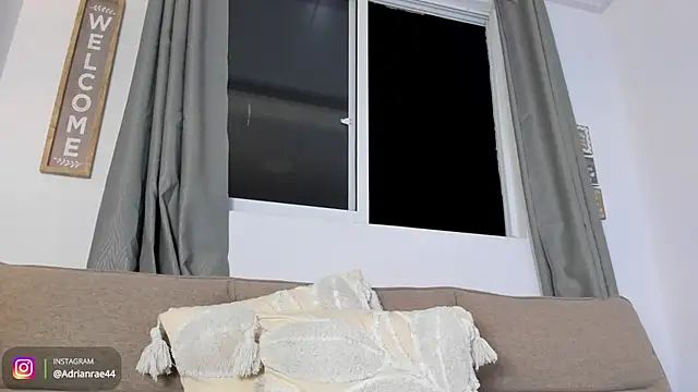 Snapshot of adrian_ray chatting on July 15, 11:43 pm adrian ray online show from July 15, 11:43 pm