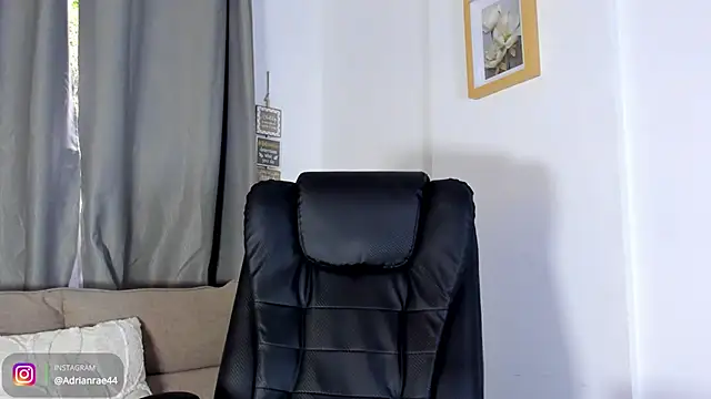 Snapshot of adrian_ray chatting on July 17, 6:46 pm adrian ray online show from July 17, 6:46 pm