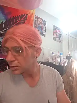 mistismoker online show from May 1, 3:44 am
