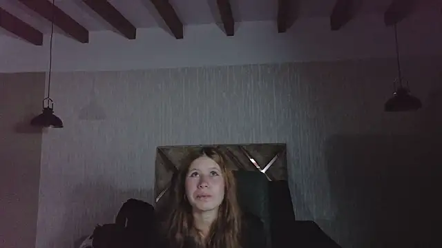 Snapshot of Olivia11_ chatting on October 24, 11:06 am Olivia11 online show from October 24, 11:06 am