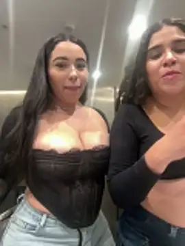 SofiaWildee online show from June 8, 1:28 am